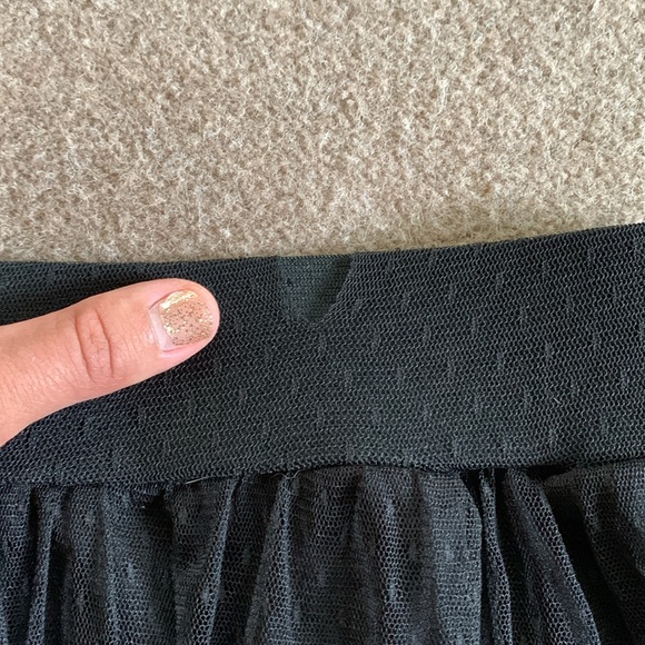 Studio Y Black Tiered Mesh Mini Skirt - Picture 4 of 8